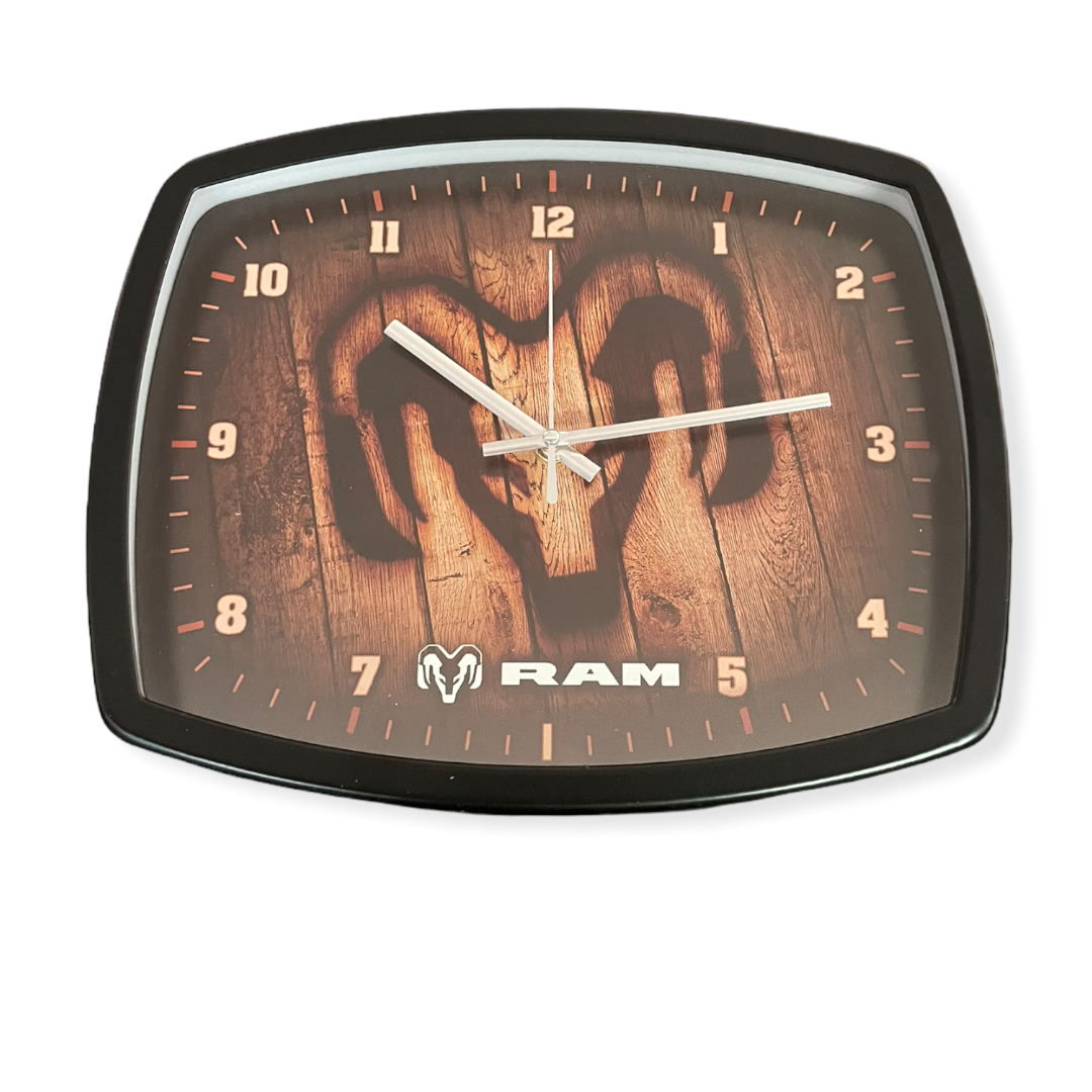 Dodge RAM Wanduhr RAM Logo Holzoptik Metallrahmen